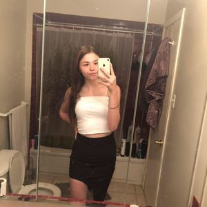 Meet your Posher, Mackenzie